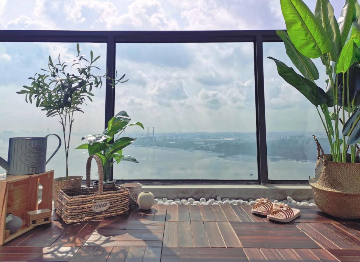 Yussy 2 Bedroom Sea View Condo At R&F Princess Cove Johor Bahru Exterior photo