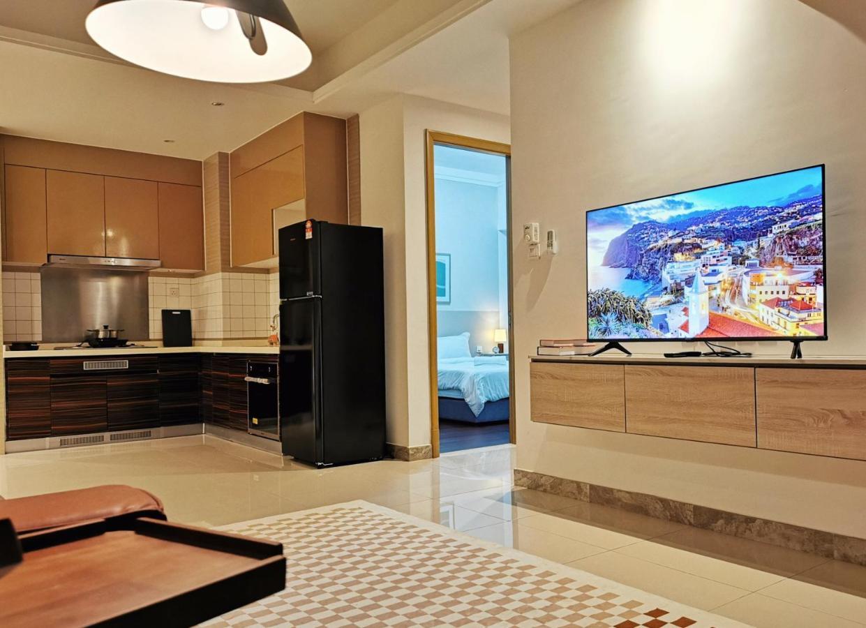 Yussy 2 Bedroom Sea View Condo At R&F Princess Cove Johor Bahru Exterior photo